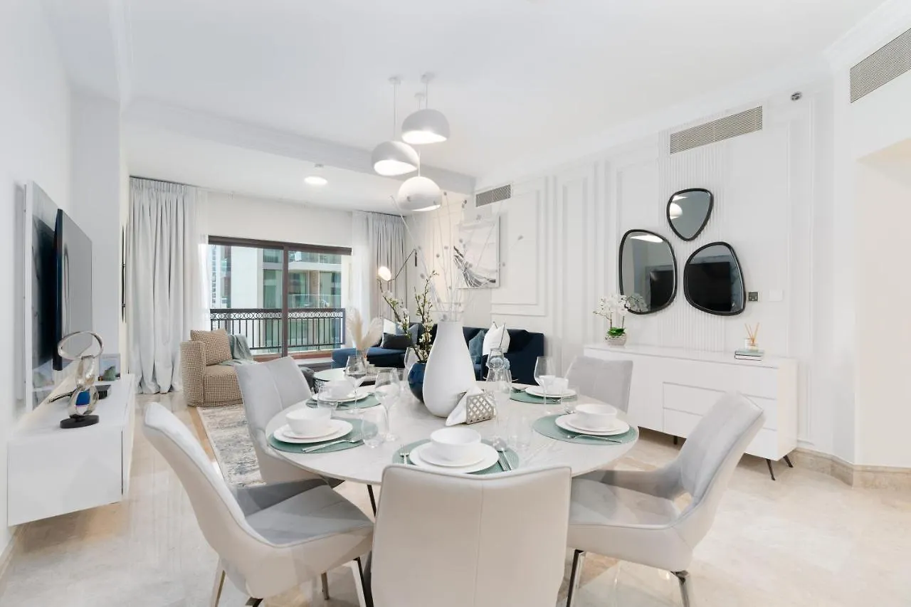 Ultimate Stay / Fairmont Residences The Palm / Designer Luxury / Direct Beach Access / Big Terrace / Partial Sea View Дубай